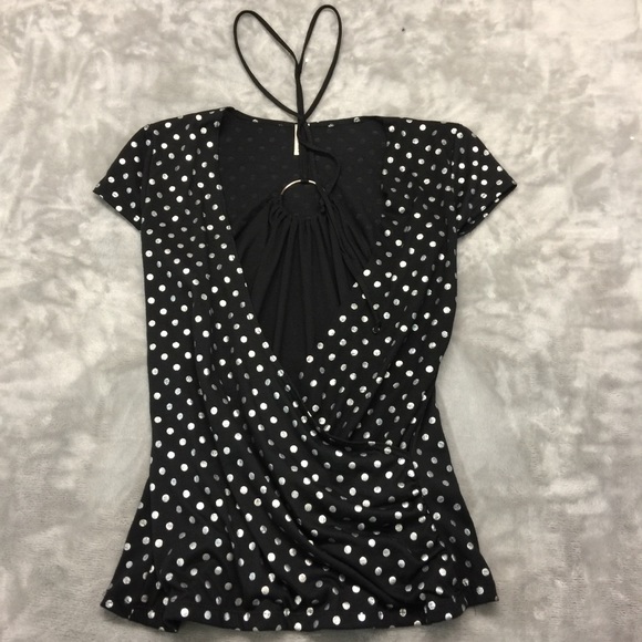 Discreet  Top - Picture 2 of 8